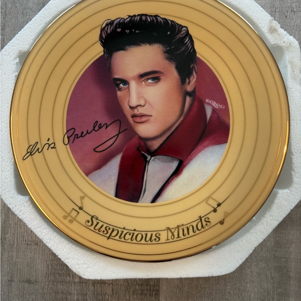 Bradford Exchange Elvis Presley 'Suspicious Minds' Collectible Plate With COA
